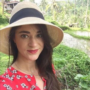 Meet your Posher, Bethany